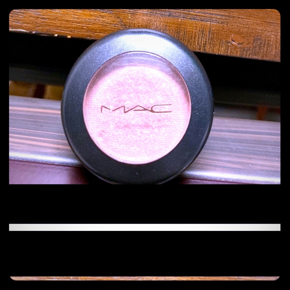 Mac Eye Shadow